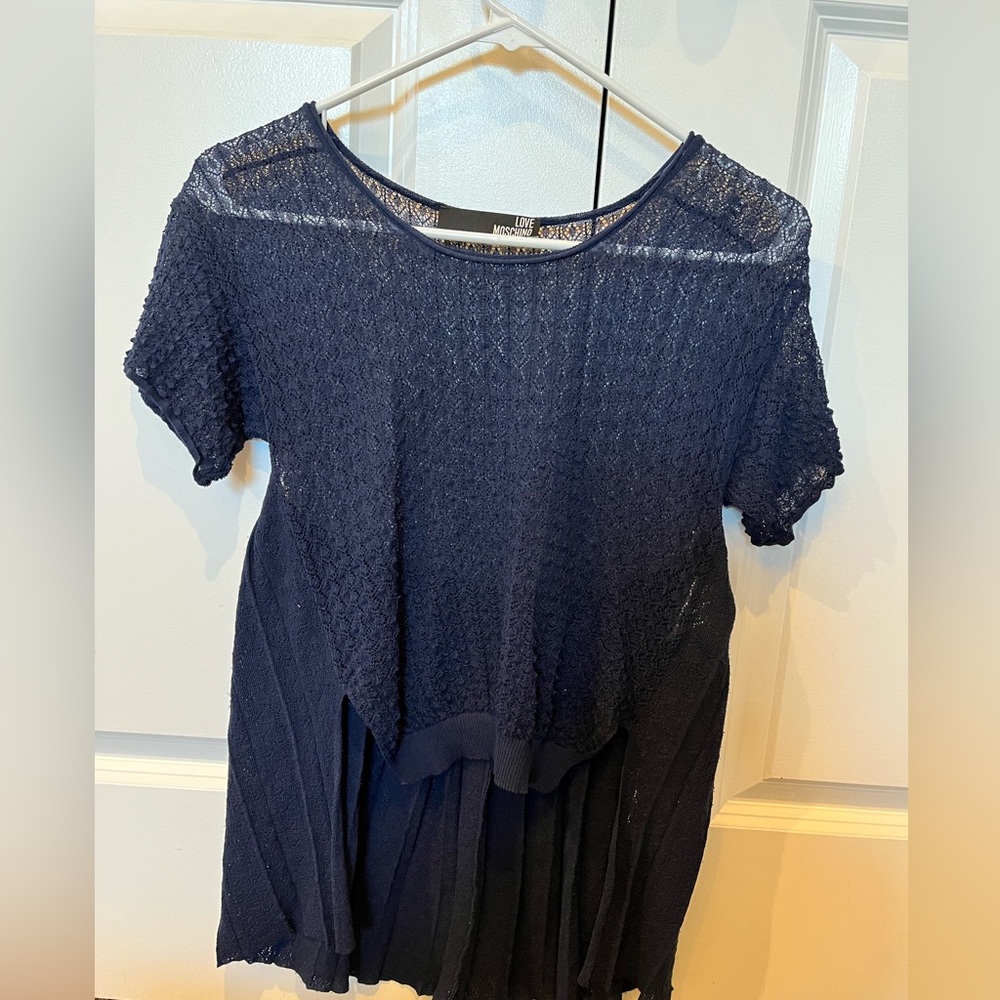 EUC -Fabulous Navy Blue Love Moschino Top with Pleated Back
